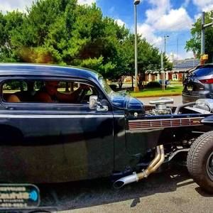 Meet your Posher, Corey